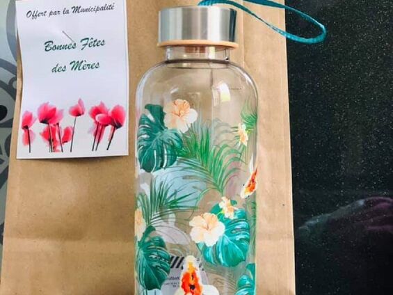 Distribution du cadeau fête des mères le 29.05.21