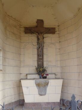 La croix et l'autel du Calvaire, XVIIIe