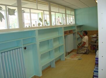 Travaux de peinture à l'école